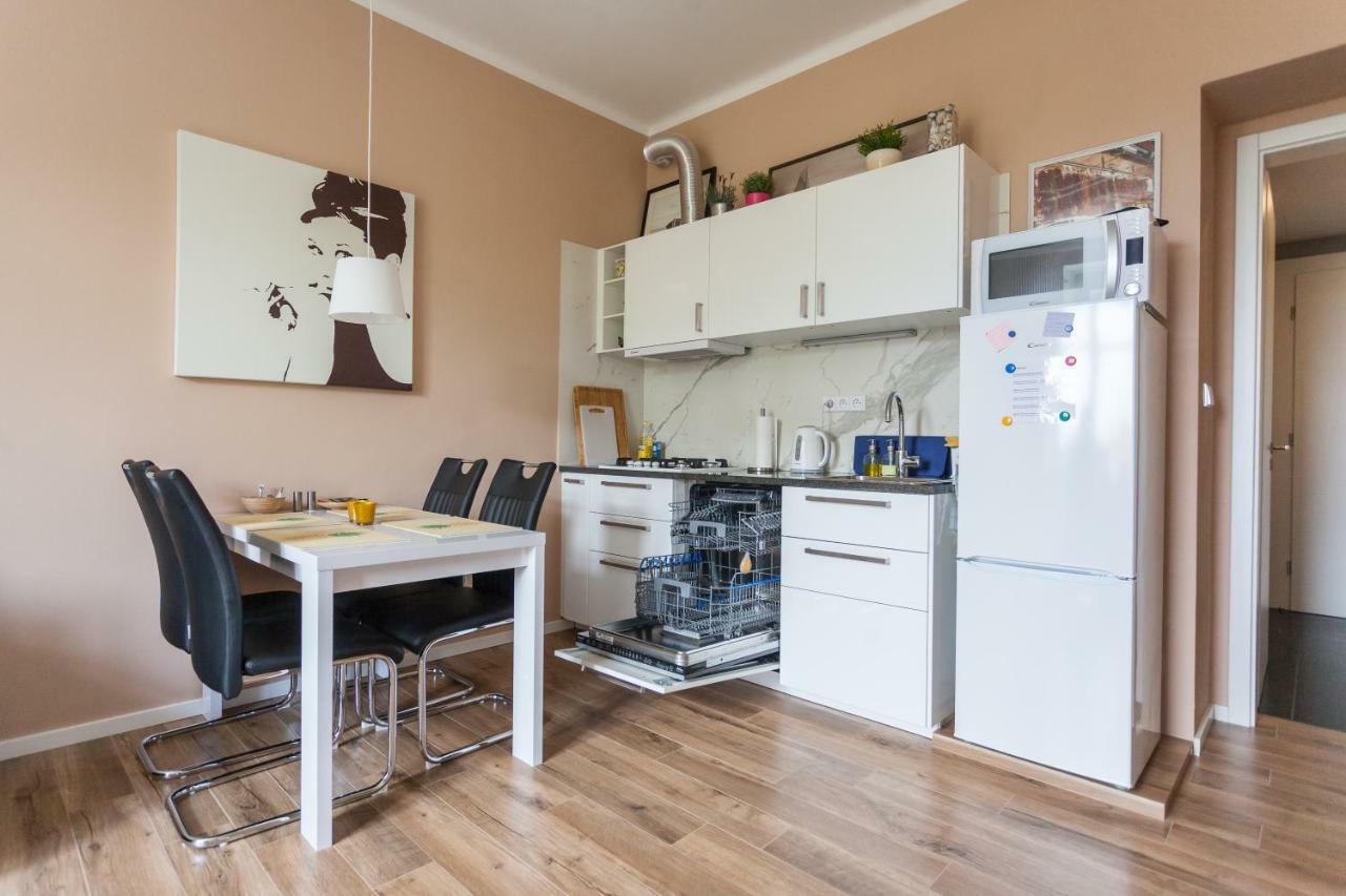 Eliska Apartamento Praga Exterior foto